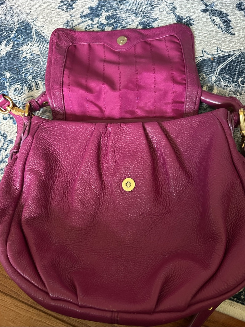 Marc Jacob’s Convertible Crossbody Bag - Picture 3 of 7